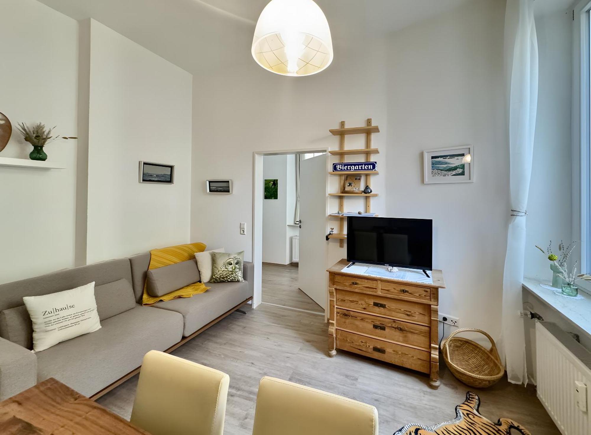 Anna Apartment